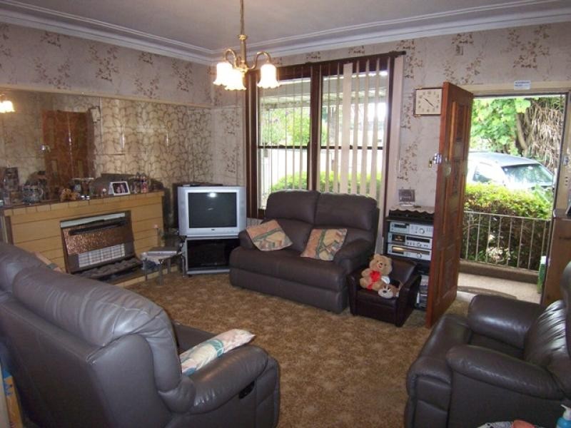 3 Moree Avenue, Westmead NSW 2145