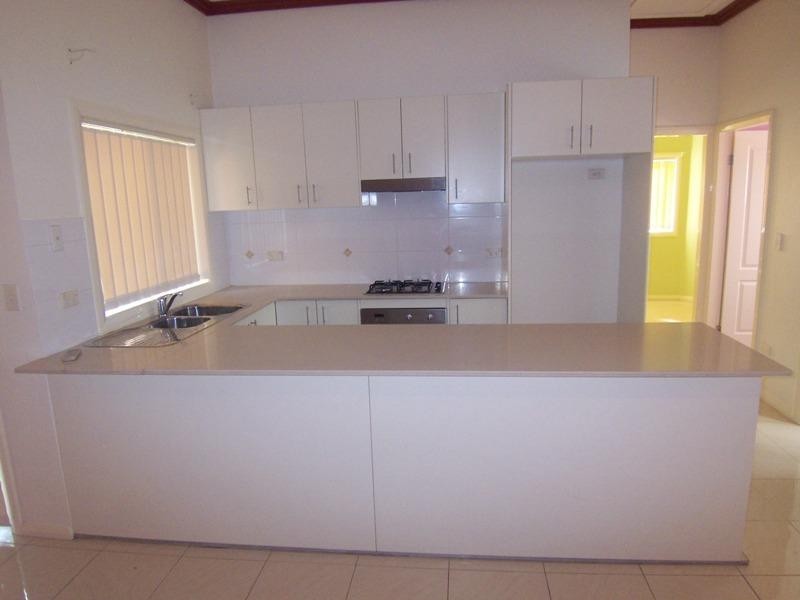 4A Holdsworth Street, Merrylands NSW 2160