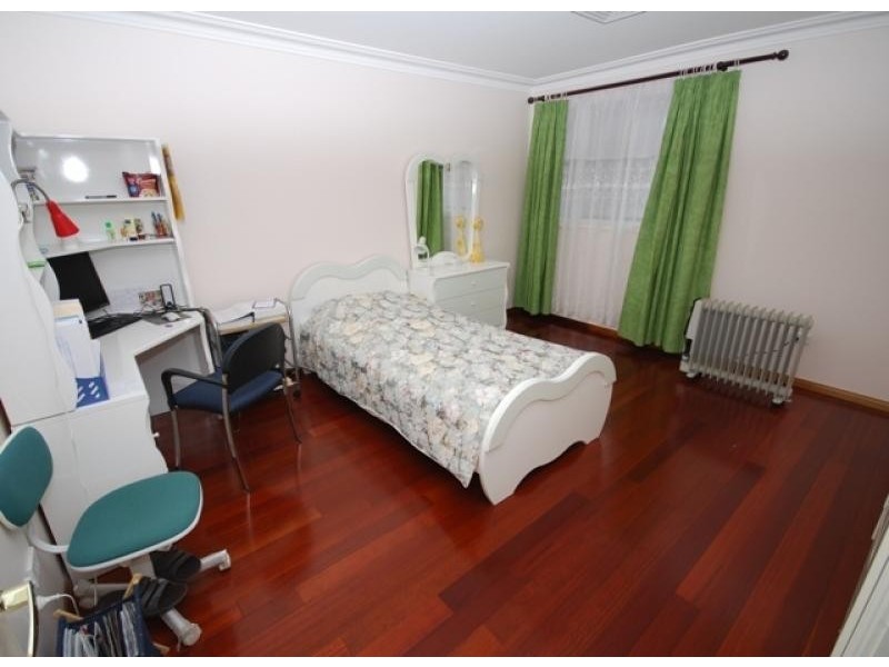 22 MURRAY STREET, Merrylands NSW 2160