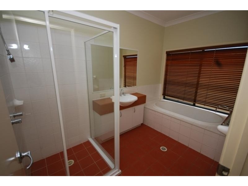 9 Willara Avenue, Merrylands NSW 2160