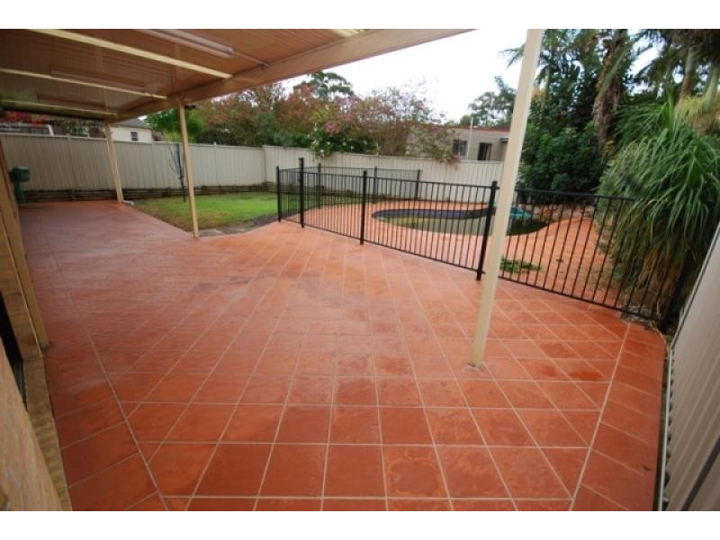 9 Willara Avenue, Merrylands NSW 2160