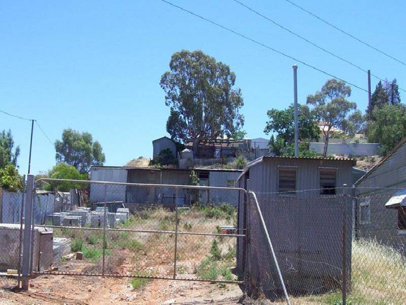 102 THOMAS LANE, Broken Hill NSW 2880