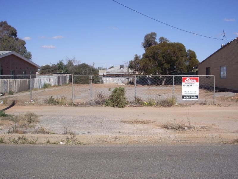 587 LANE STREET, Broken Hill NSW 2880