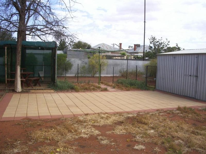 76 Nicholls Street, Broken Hill NSW 2880