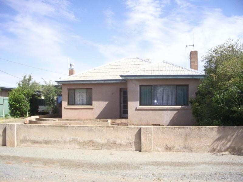 572 Fisher Street, Broken Hill NSW 2880
