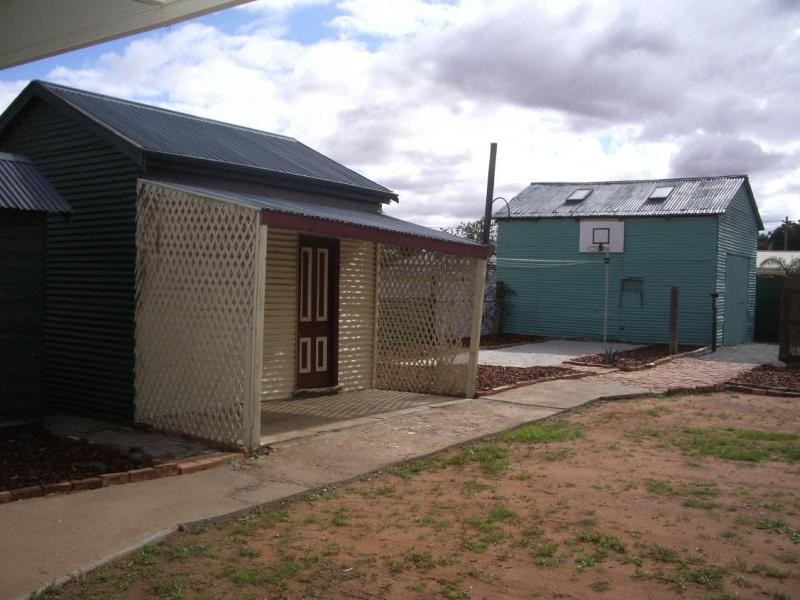 652 Lane Street, Broken Hill NSW 2880
