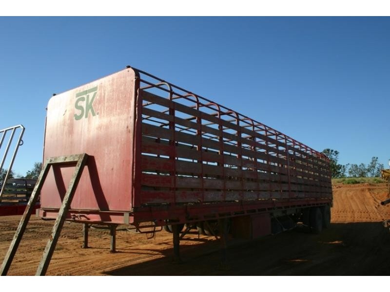 Quinyambie Station,160 km north west, Broken Hill NSW 2880