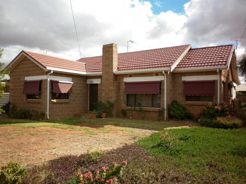 6 Boughtman Street, Broken Hill NSW 2880