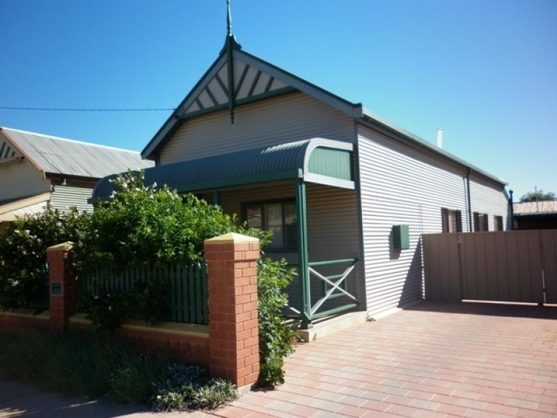 138 Bromide Street, Broken Hill NSW 2880