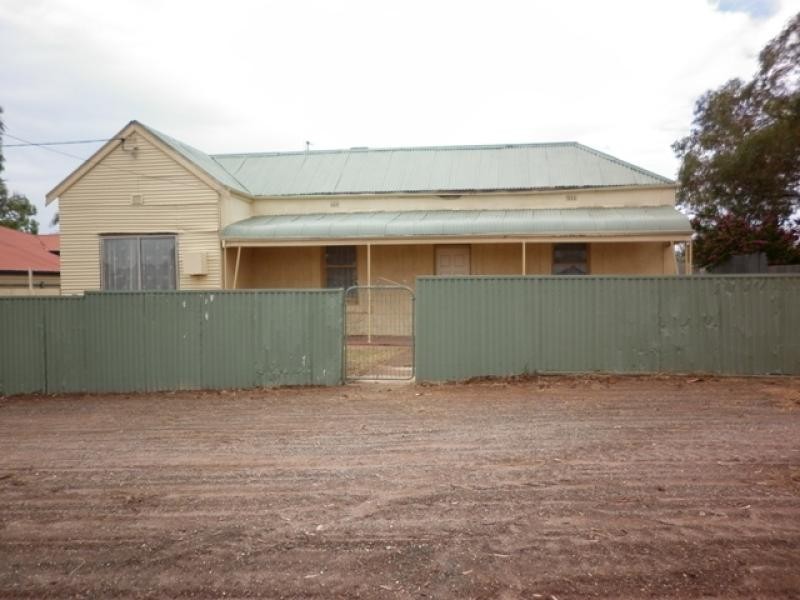 99 Wyman Street, Broken Hill NSW 2880
