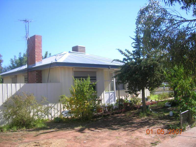 3 OLD STREET, Robinvale VIC 3549
