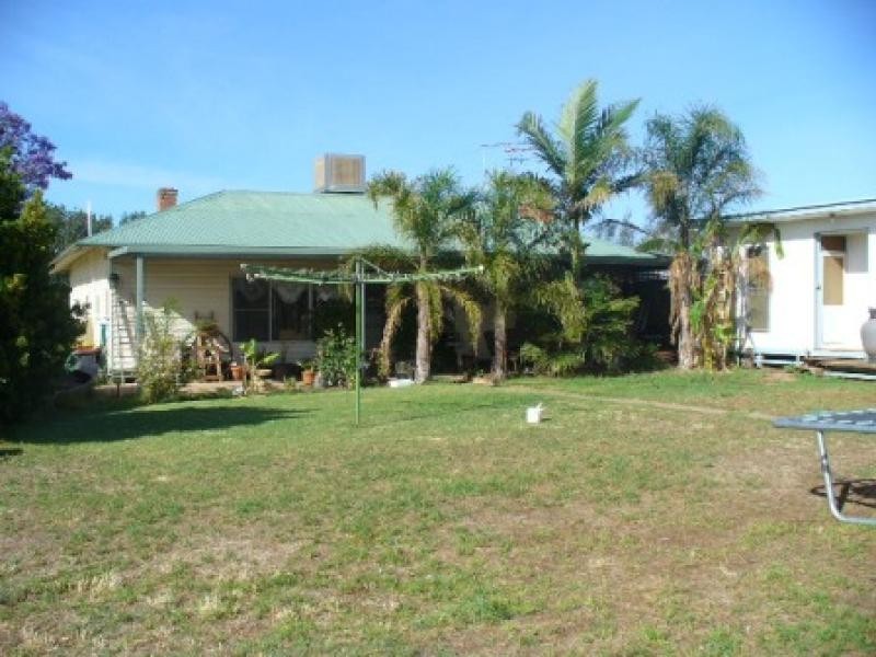 523 SHAGGY RIDGE ROAD, Robinvale VIC 3549