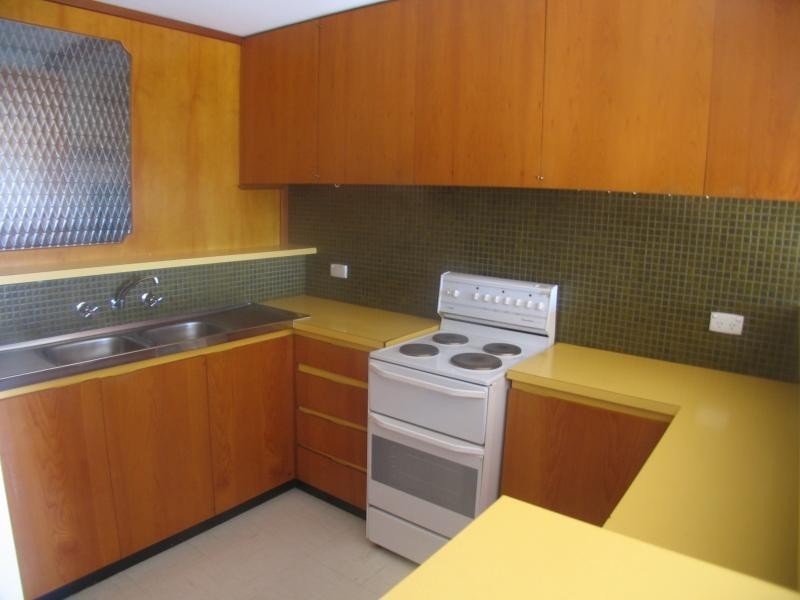 18 SPORTSMANS DRIVE, West Lakes SA 5021