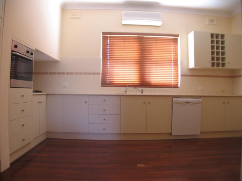 49 Cedar Ave, Royal Park SA 5014