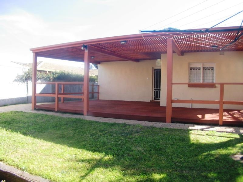 49 Cedar Ave, Royal Park SA 5014