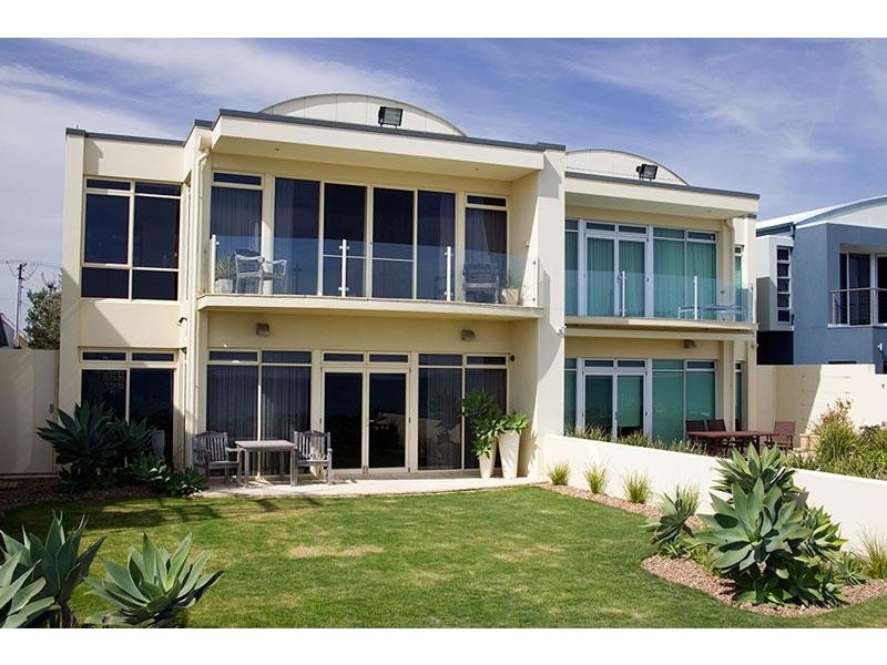 21 a Seaview Road, Tennyson SA 5022