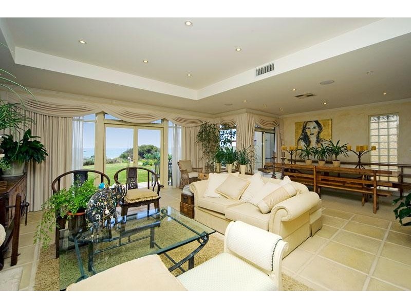 21 a Seaview Road, Tennyson SA 5022