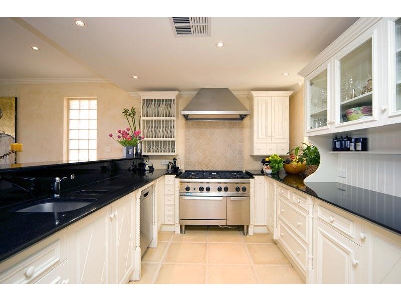 21 a Seaview Road, Tennyson SA 5022