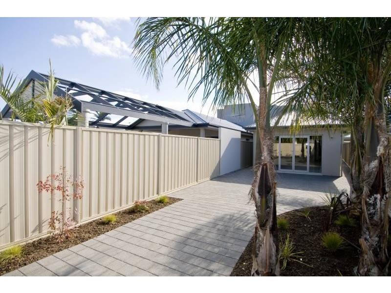 15 A Westmoreland Ave, Grange SA 5022