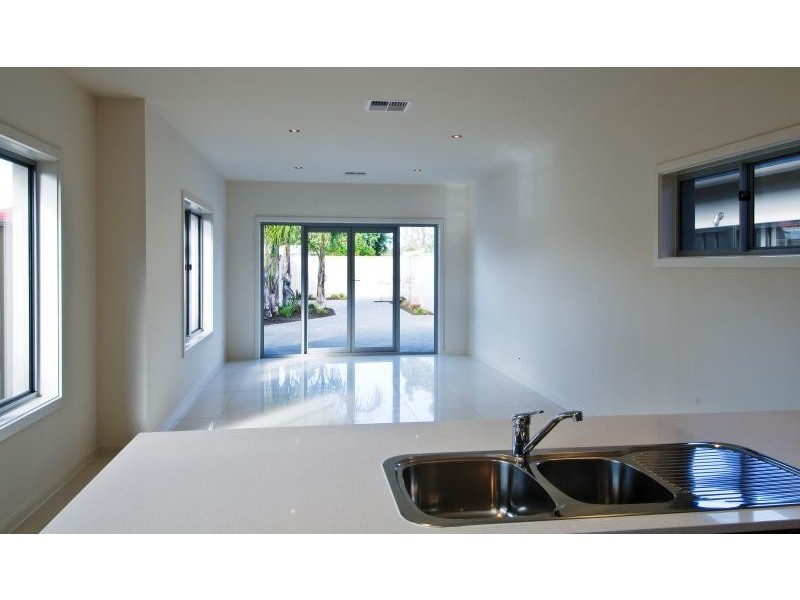 15 A Westmoreland Ave, Grange SA 5022