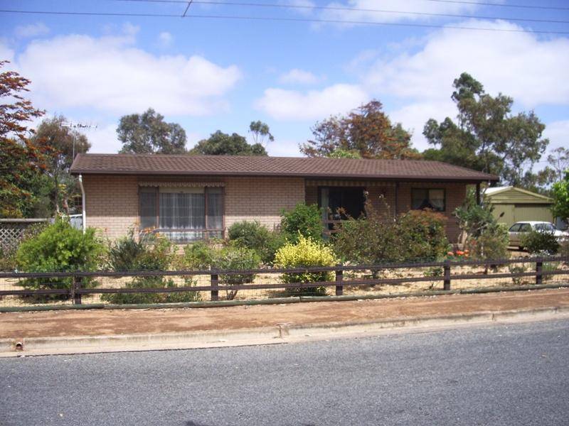 2 QUEEN STREET, Strathalbyn SA 5255