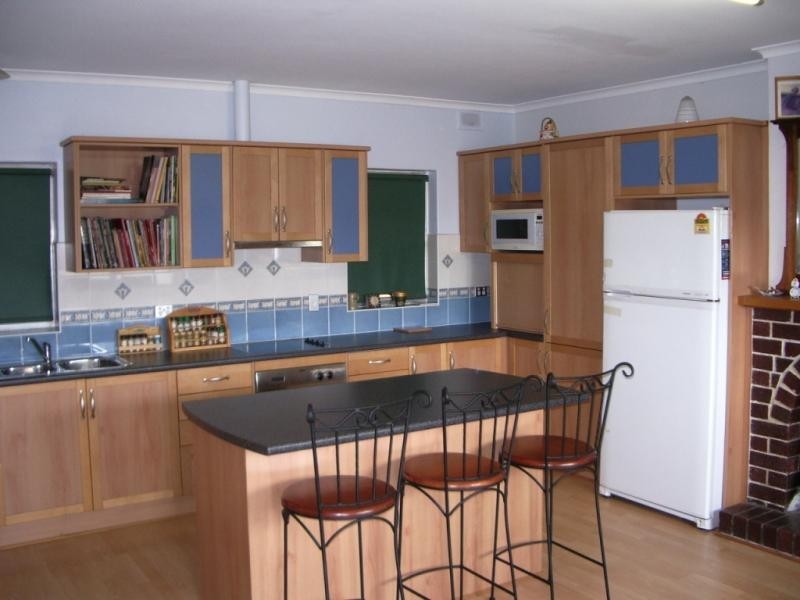 24 MARKLAND STREET, Milang SA 5256