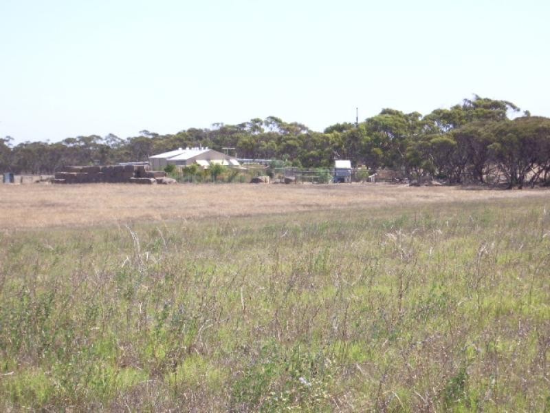 MILANG-FINNISS ROAD, Milang SA 5256