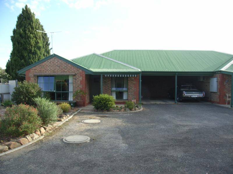 UNIT 5/1 SANDERGROVE ROAD, Strathalbyn SA 5255