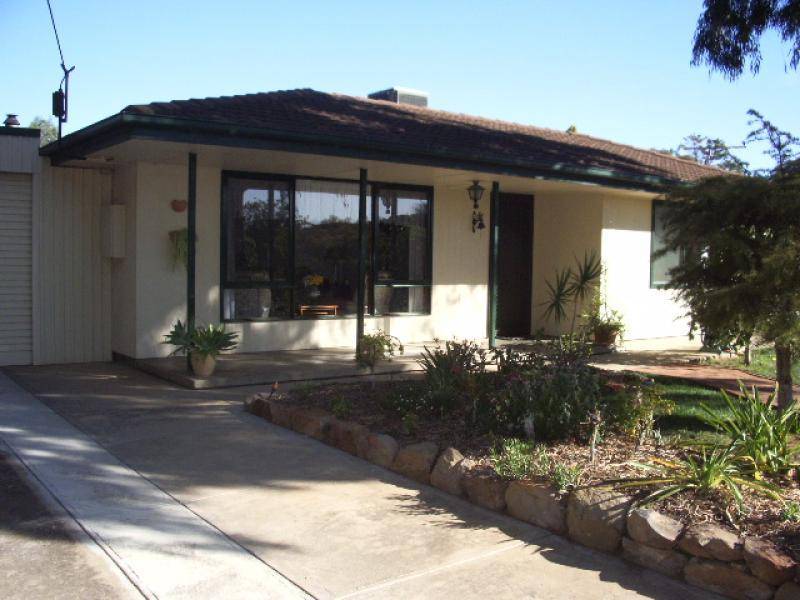 24 FRESIAN DRIVE, Strathalbyn SA 5255