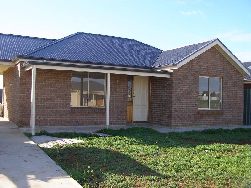 50 STRATHMONT DRIVE, Strathalbyn SA 5255