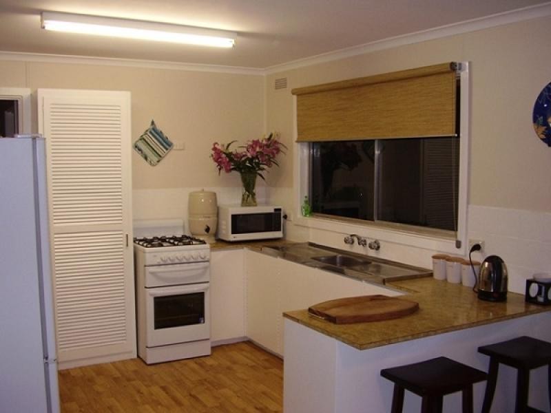 15 Luard Street, Milang SA 5256