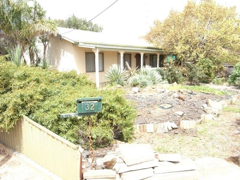 32 Ashbourne Road, Strathalbyn SA 5255