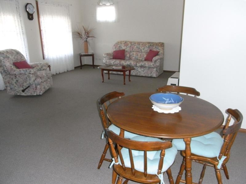 Unit 2/12 Commercial Road, Strathalbyn SA 5255