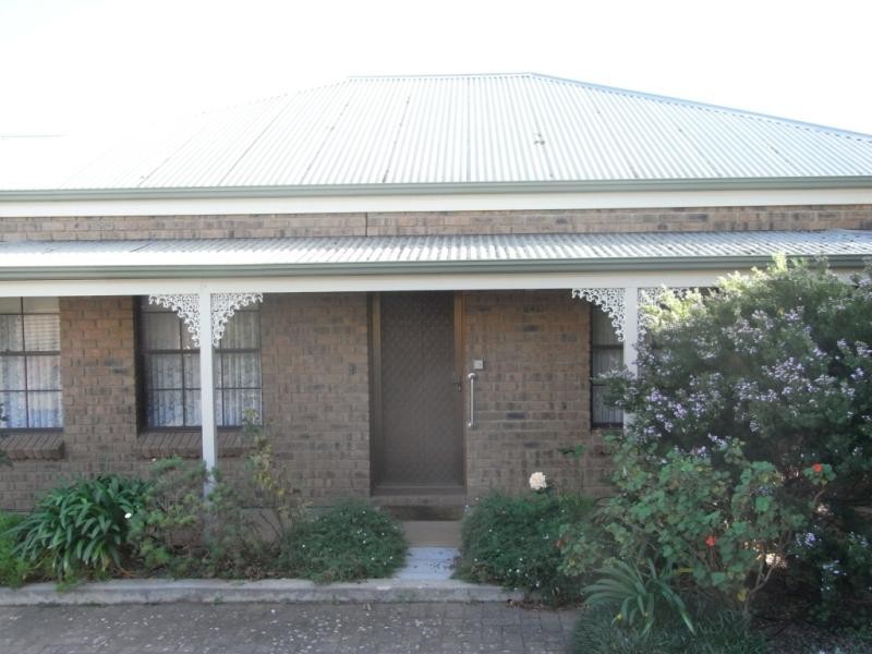 Unit 2/12 Commercial Road, Strathalbyn SA 5255