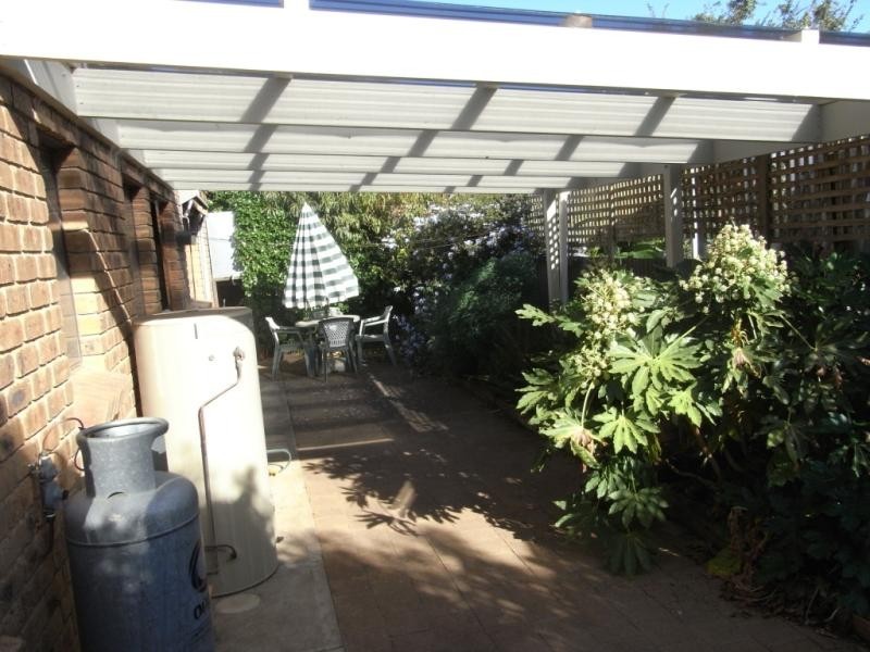 Unit 2/12 Commercial Road, Strathalbyn SA 5255