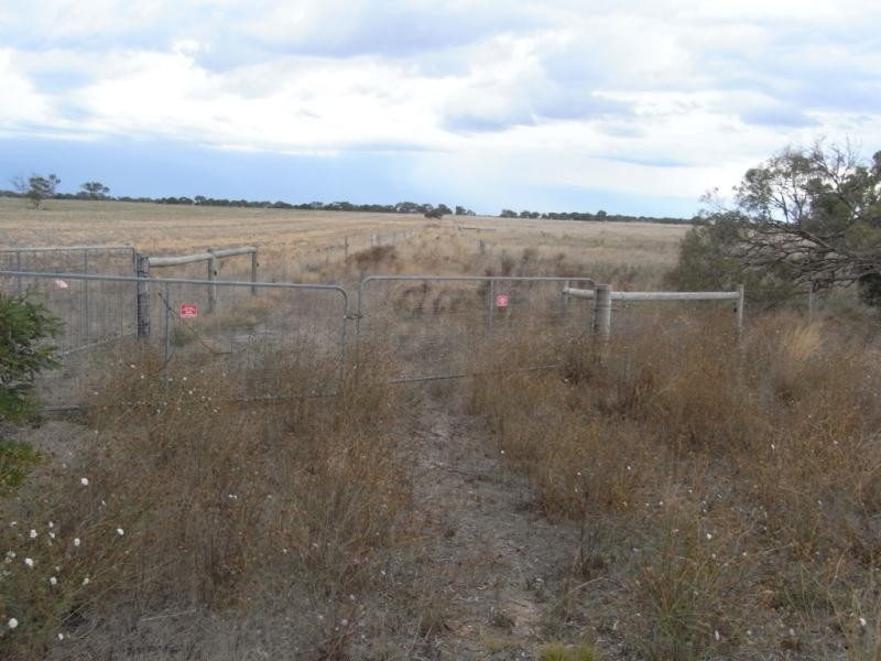 Section 2065 Signal Flat Road, Finniss SA 5255