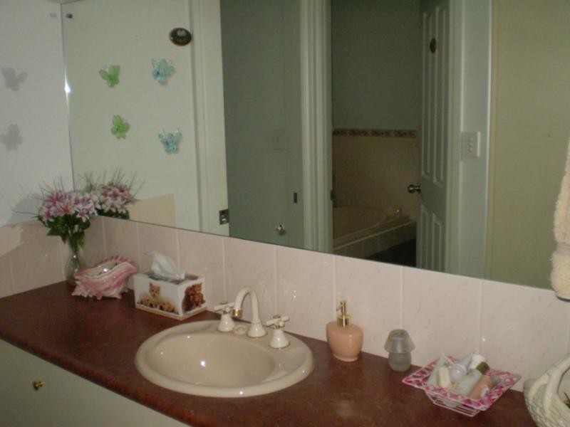 57 Parker Avenue, Strathalbyn SA 5255