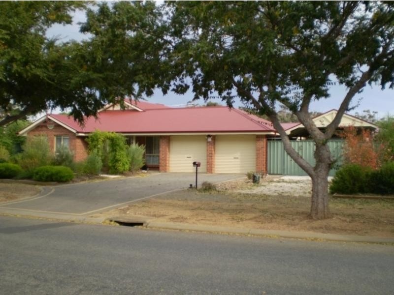 57 Parker Avenue, Strathalbyn SA 5255