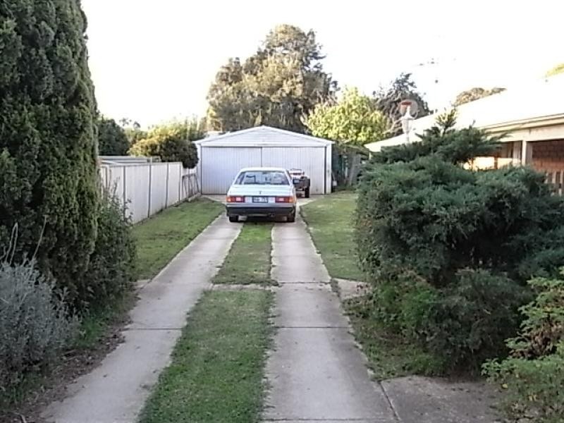 52 Parker Avenue, Strathalbyn SA 5255
