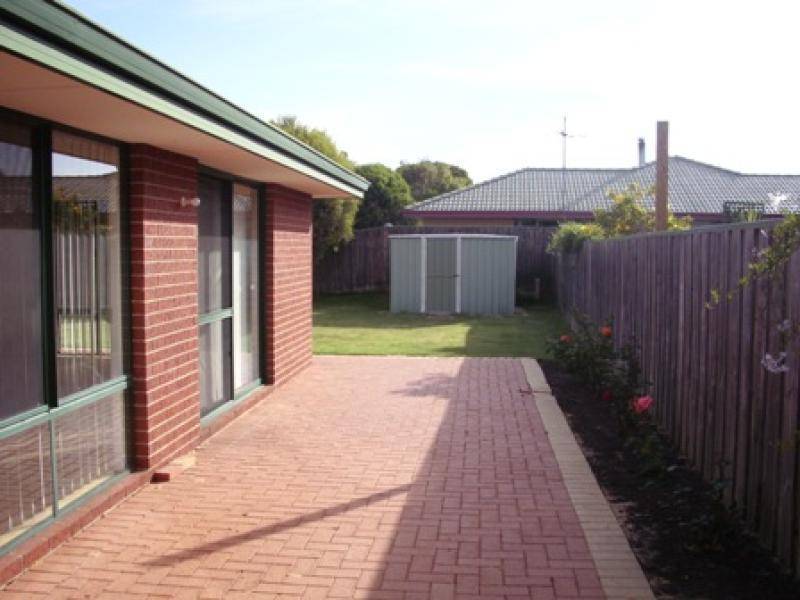 44 AMBERLEY LOOP, Dunsborough WA 6281