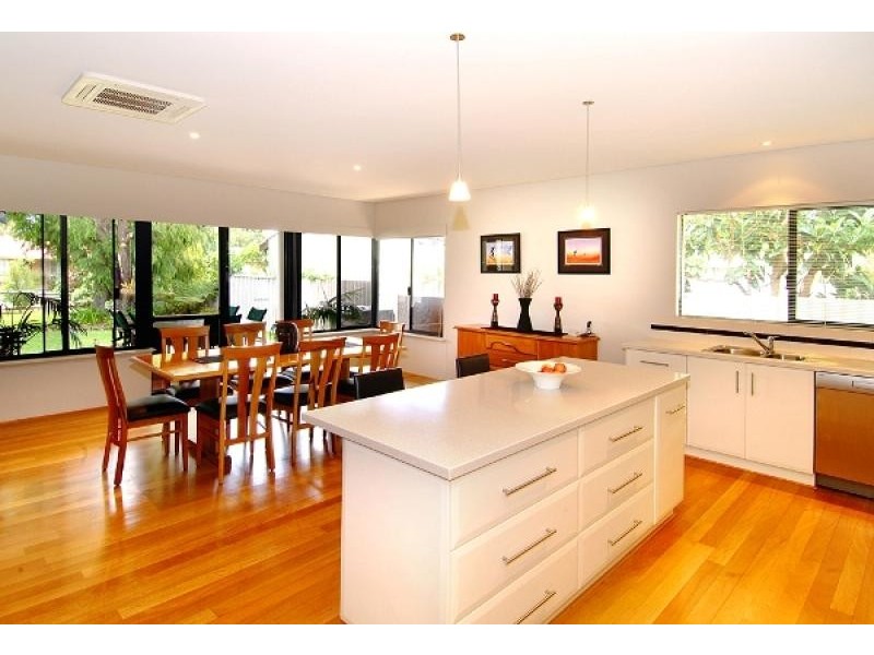 13 JONES WAY, Abbey WA 6280