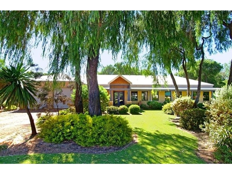 42 COUNTRY ROAD, Bovell WA 6280