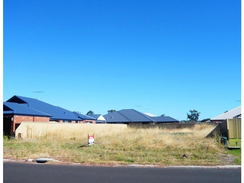 81 Broadwater Boulevard, Broadwater WA 6280