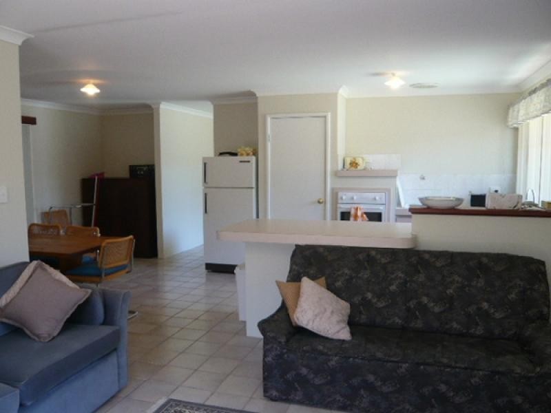 284 Marine Terrace, Geographe WA 6280
