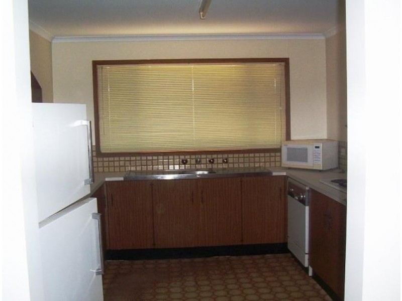 9 Frith Road, Crystal Brook SA 5523