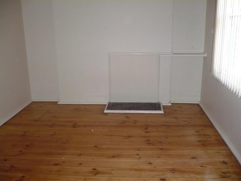 28 Gadd Avenue, Crystal Brook SA 5523