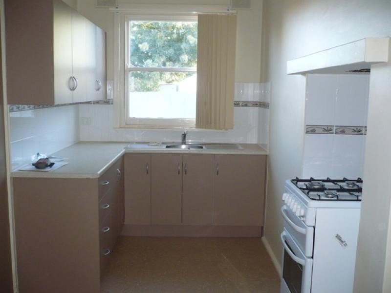 28 Gadd Avenue, Crystal Brook SA 5523