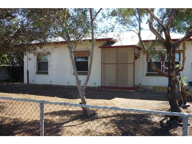 22 Park Terrace, Gladstone SA 5473