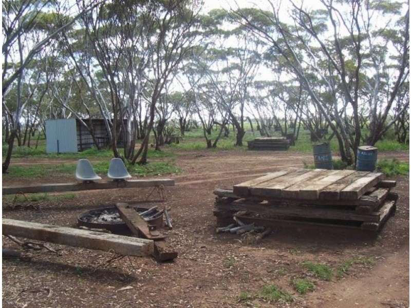 Sections 3 & 211 Barrows Beach Road, Baroota SA 5495