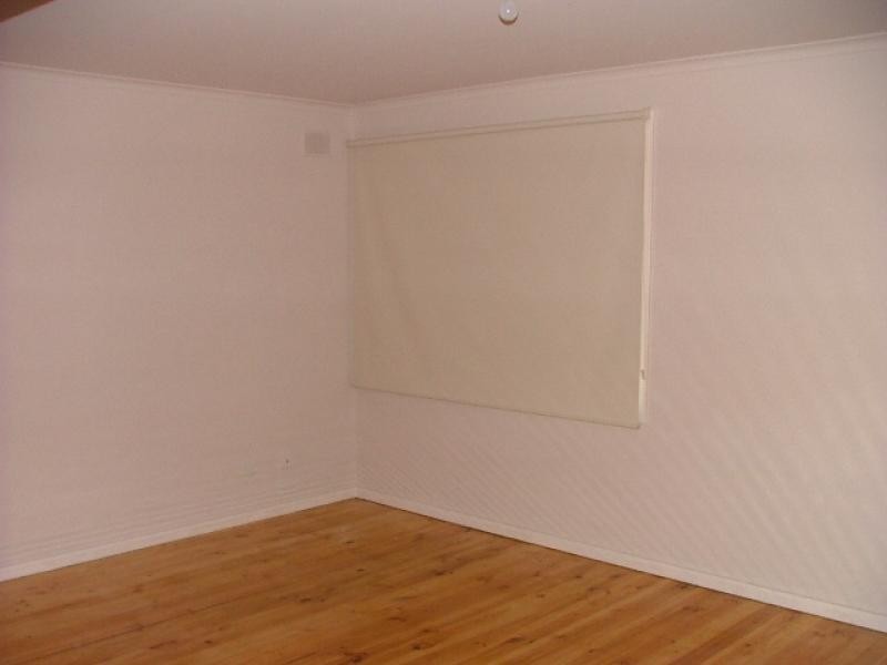 23 Flinders Street, Crystal Brook SA 5523